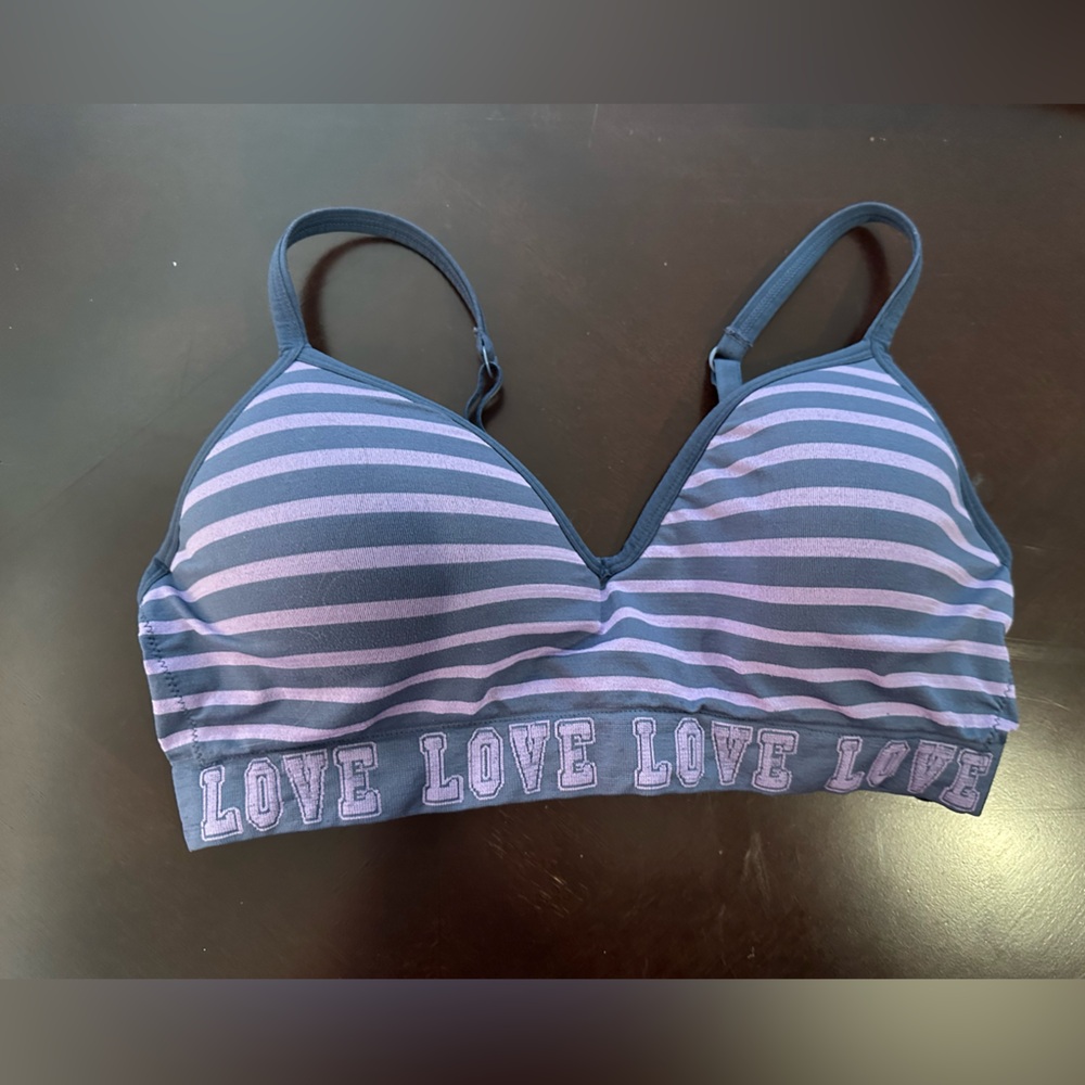 SO Brand Sports Bra